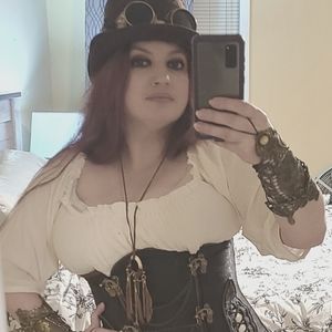 Meet your Posher, Alletha